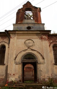 Разрушенная церковь