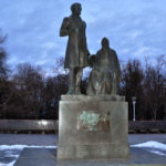 Памятник А.С.Пушкину и его няне